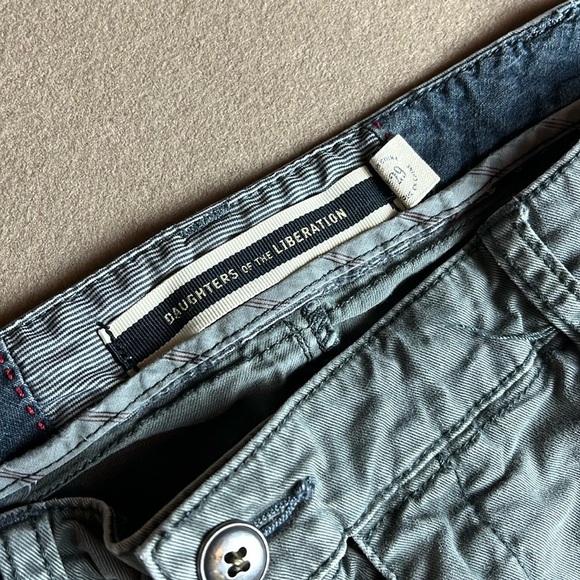 ANTHROPOLOGIE Daughters Of The Liberation Cargo Pants Ankle Zip Green - 29 - Picture 5 of 13